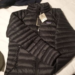 Ladys Patagonia jacket. Brand new